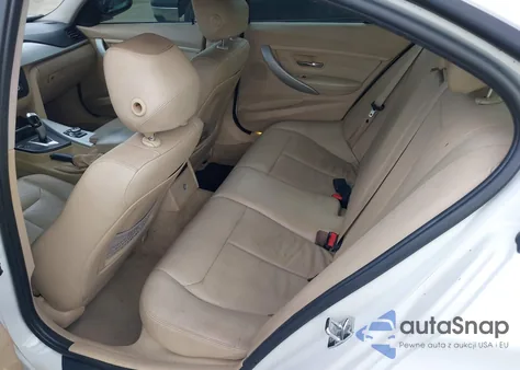 2012 BMW 328I z USA, uszkodzony, nr VIN WBA3A5G56CNN65768